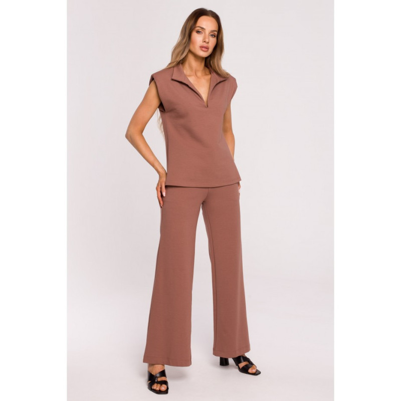 M682 Bluzka bez rękawów z dekoltem V i kołnierzem - czekoladowa