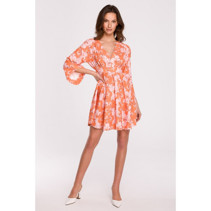 K133 Sukienka rozkloszowana mini - model 1