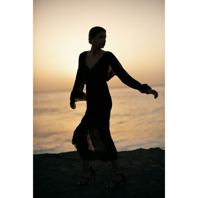 K136 Sukienka szyfonowa maxi - czarna