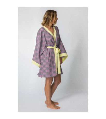 LA107 Kimono z kolorowym nadrukiem - model 2