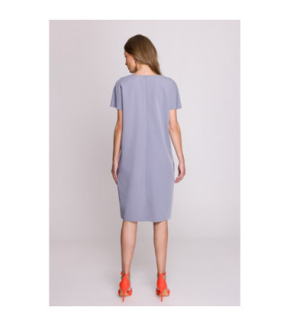 S392 Sukienka o luźnym fasonie z dekoltem V - gołębi