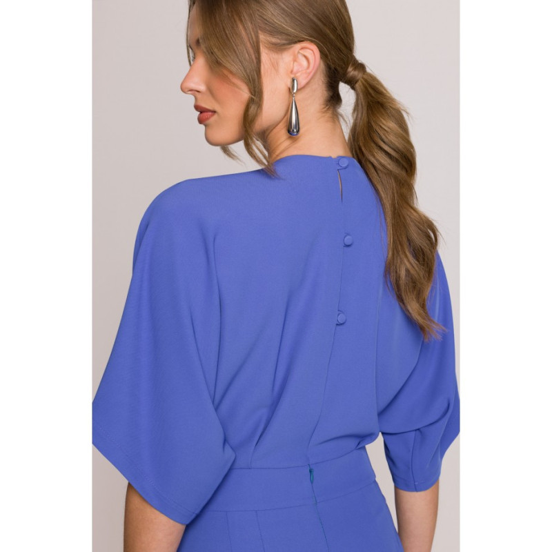 S395 Kombinezon z dekoltem kopertowym - niebieski