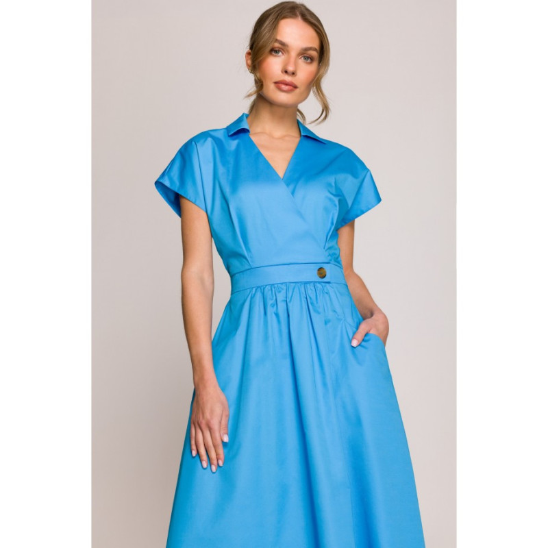S401 Bawełniana sukienka z kołnierzykiem - niebieska