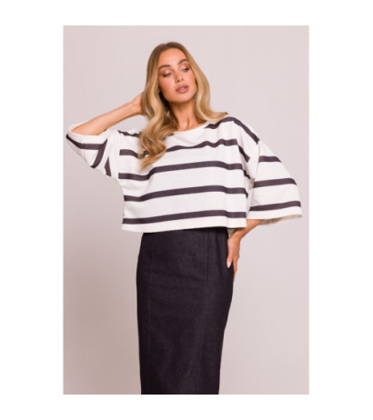 M844 Krótka bluza z nadrukiem - model 1