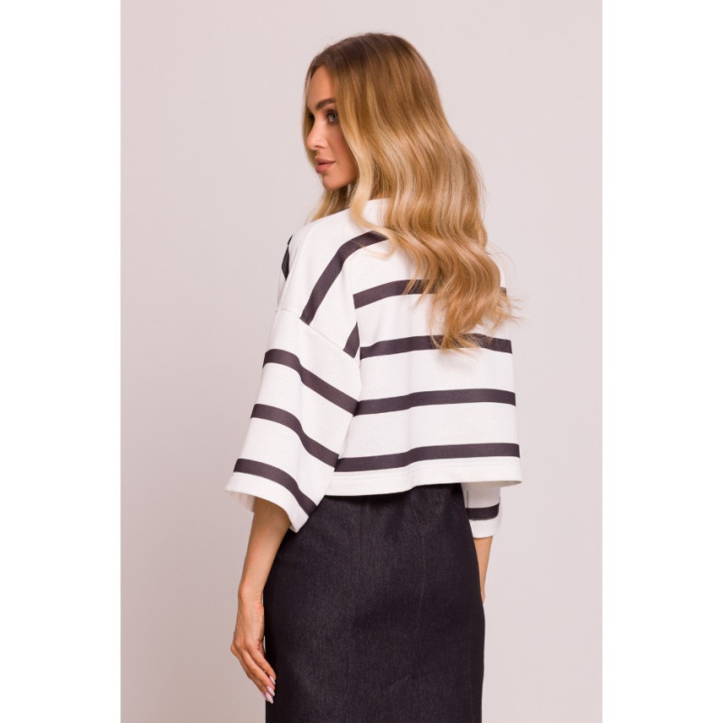 M844 Krótka bluza z nadrukiem - model 1