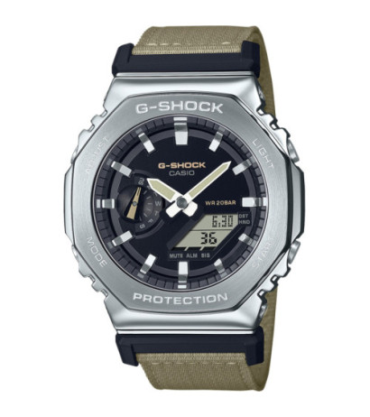 Casio GM-2100C-5AER 