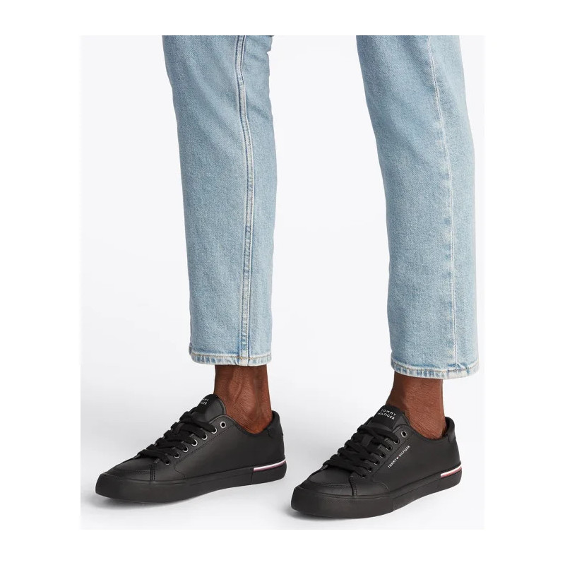 Tommy Hilfiger Core Corporate Vulc Leather Black FM0FM05399 BDS (TH1255-b) Sneakers