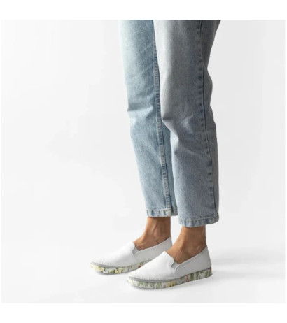 Maciejka Białe 03512-11/00-0 (MA308-b) shoes