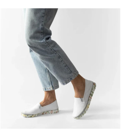 Maciejka Białe 03512-11/00-0 (MA308-b) shoes