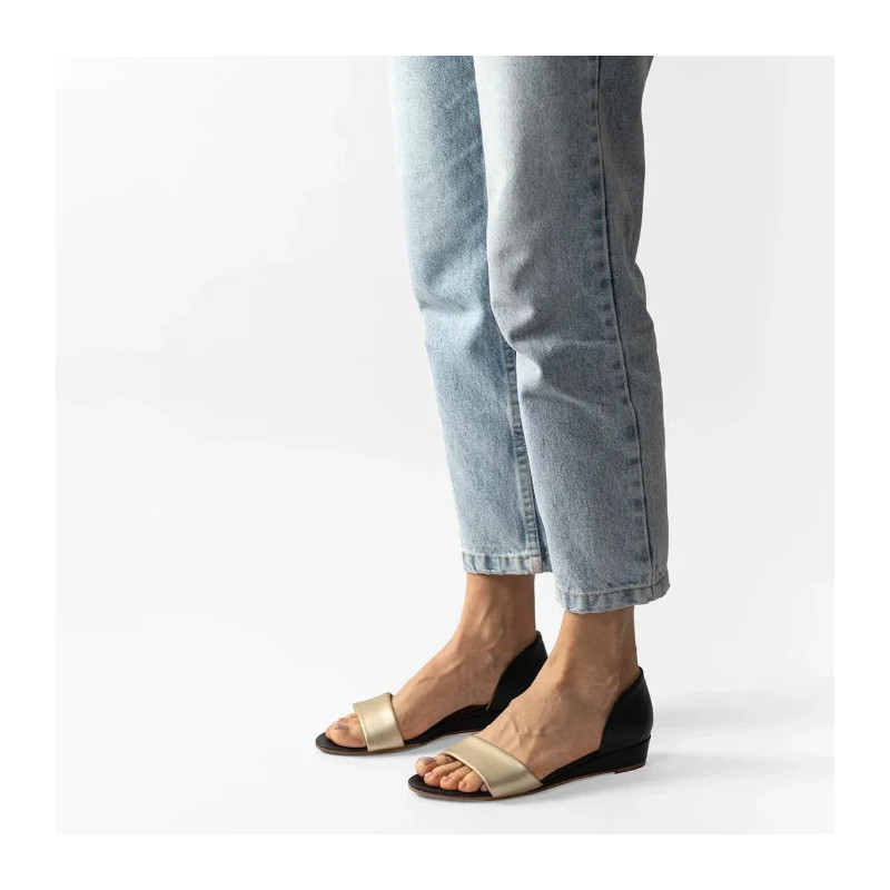 Maciejka Czarne/Złote 01971-46/00-5 (MA346-b) sandals