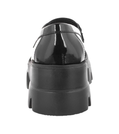 Carinii Czarne Lakierowane B7624-070-000-000-000 (CI644-a) shoes