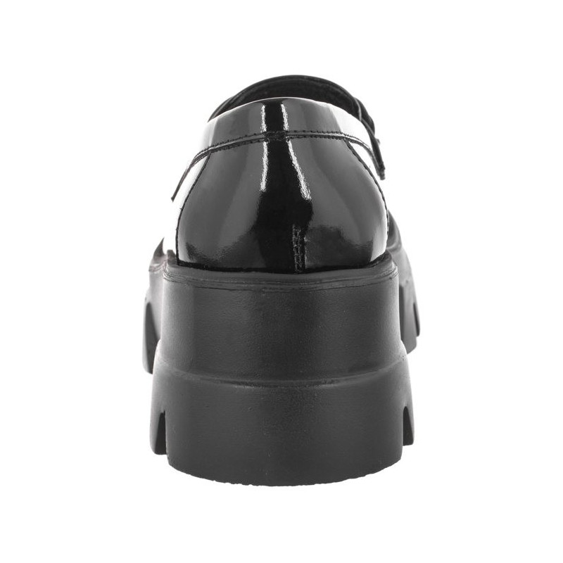 Carinii Czarne Lakierowane B7624-070-000-000-000 (CI644-a) shoes