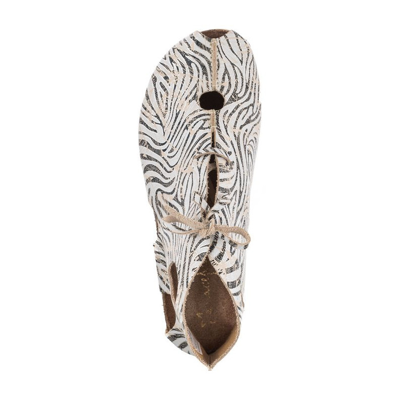 Maciejka Beżowe/Czarne 03426-22/00-6 (MA853-a) shoes