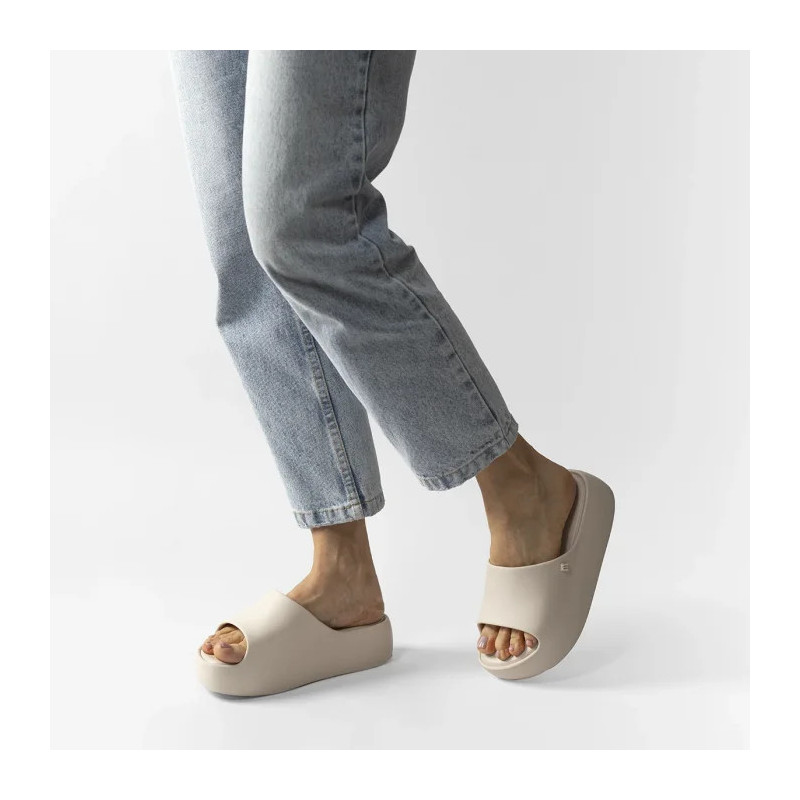 Melissa Free Platform Slide AD 35859/AS384 Beige (ML295-a) shoes