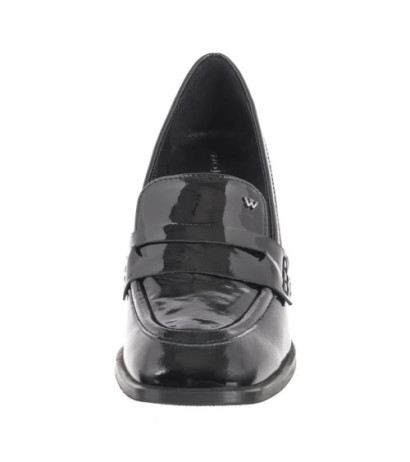 Wojas Czarne Lakierowane 46204-31 (WO207-a) shoes