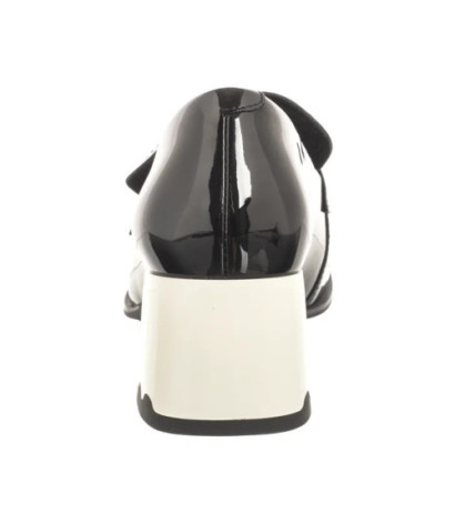 Artiker Czarne Lakierowane 55C1002 (AR141-a) shoes