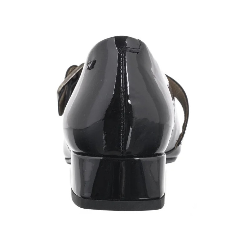Wojas Czarne Lakierowane 35155-31 (WO256-a) shoes
