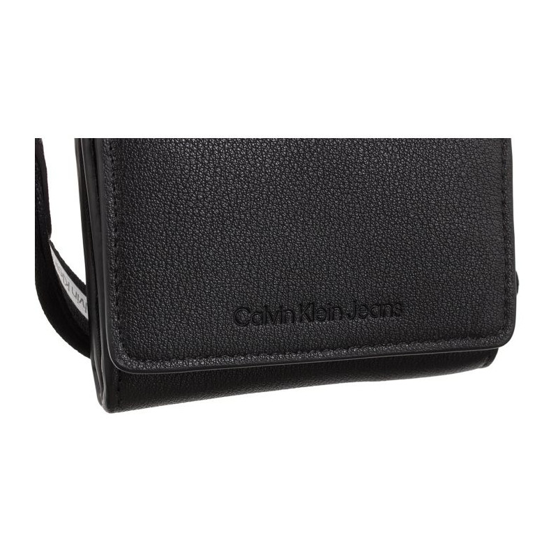 Calvin Klein Ultralight Wallet W/Wristlet Black K60K609325 BDS (CK137-a) handbag