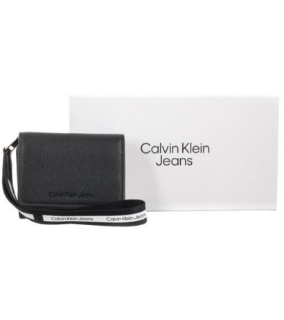 Calvin Klein Ultralight Wallet W/Wristlet Black K60K609325 BDS (CK137-a) handbag