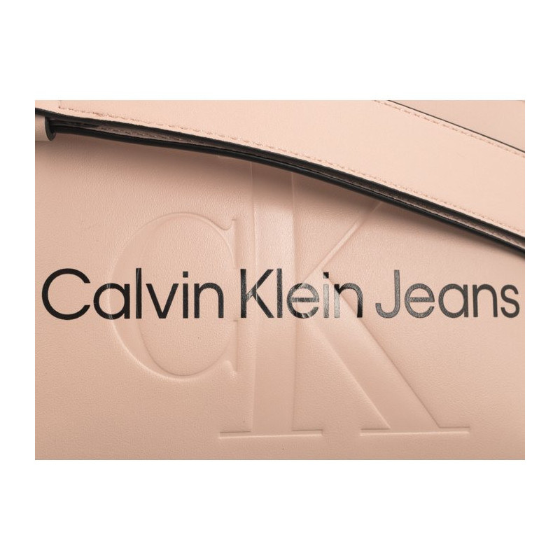 Calvin Klein Sculpted Camera Pouch21 Mono Pale Conch K60K610681 TFT (CK322-c) handbag