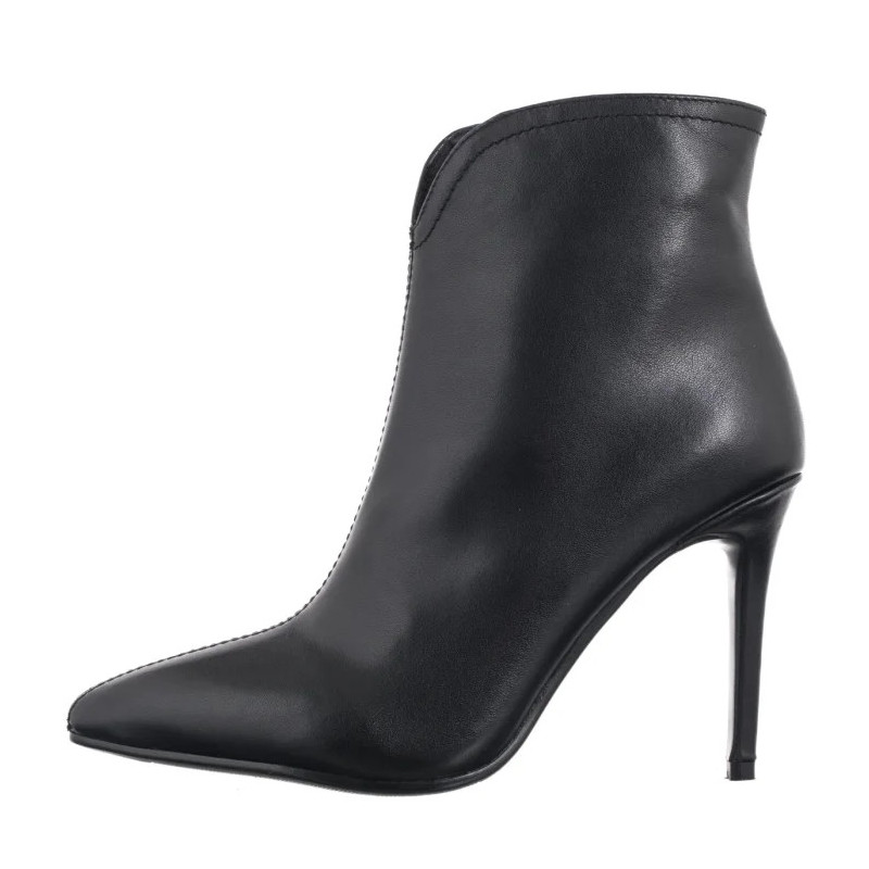 Venezia Czarne V428-00677-01BLA (VE875-a) shoes