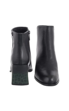 Artiker Czarne 57C0007 (AR194-a) shoes