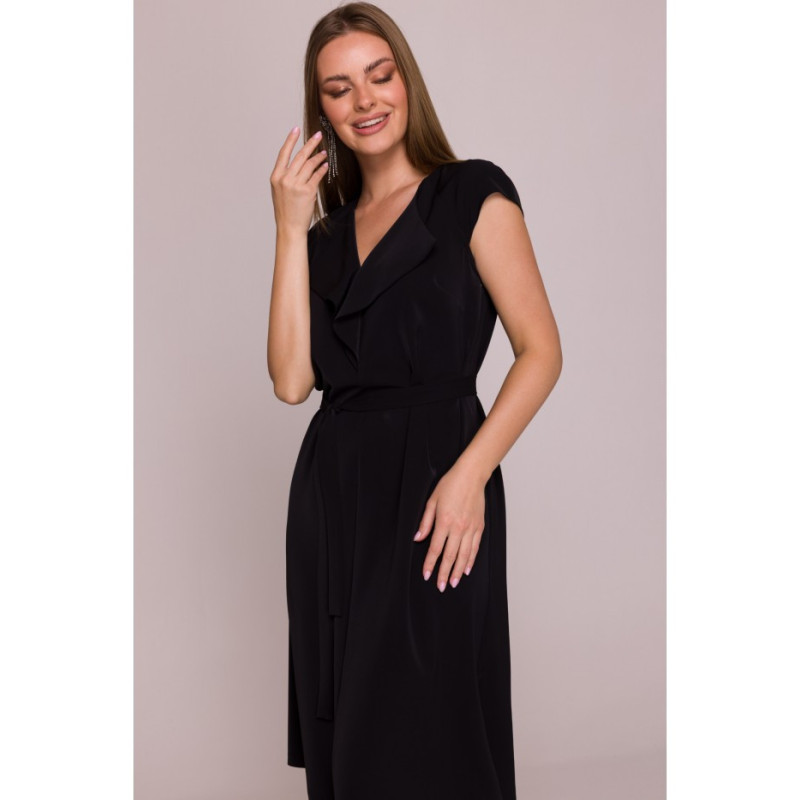 S411 Sukienka z żabotem - czarna