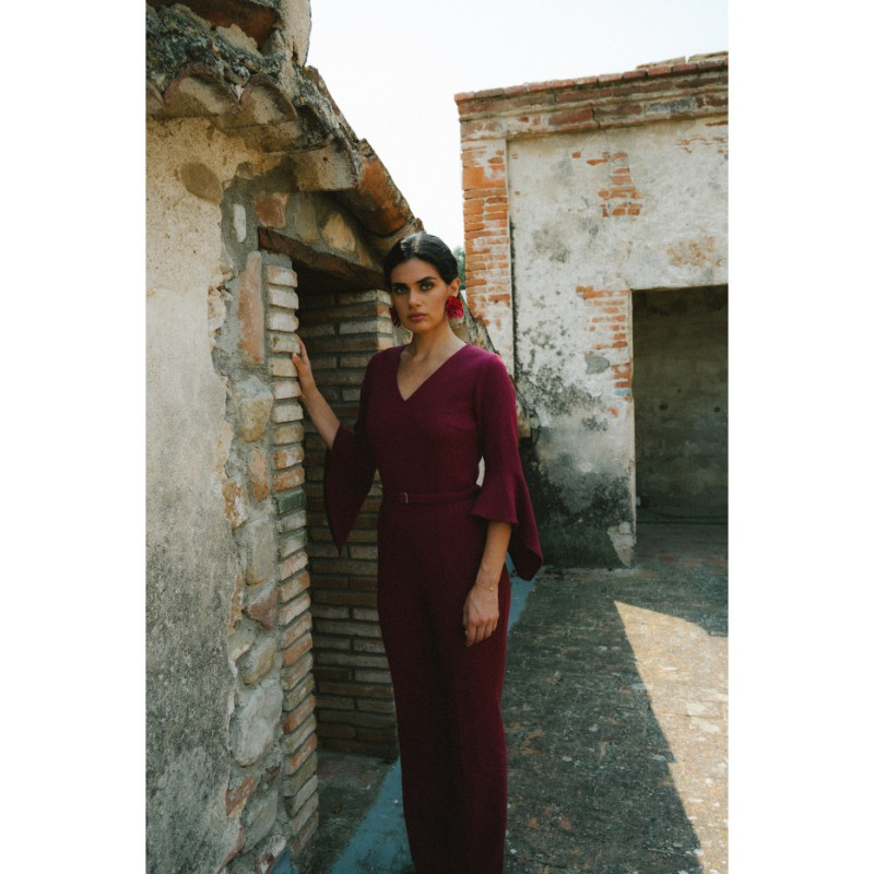 S416 Kombinezon z rękawami z falbaną - bordowy