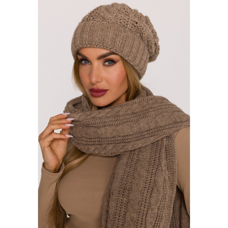 M897 Czapka splot warkocz - beżowa