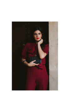 S421 Kombinezon z wiązaną kokardą - bordowy