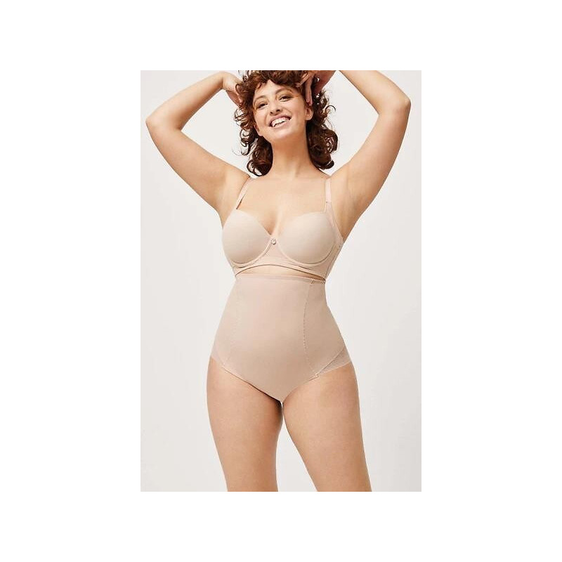 Ysabel Mora slimming panties