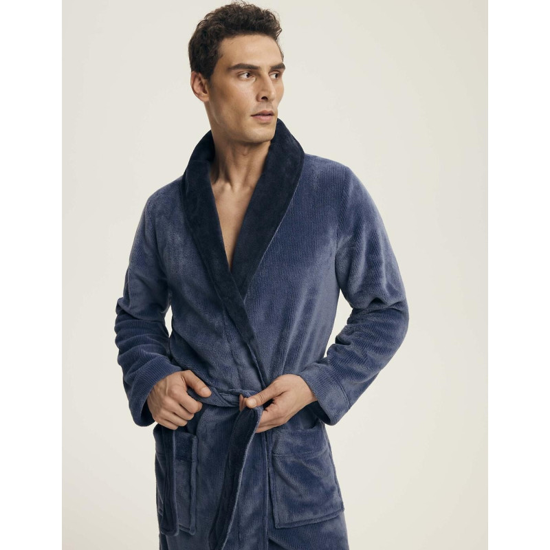 Henderson bathrobe