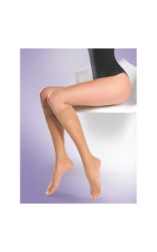 Gabriella socks to the knees