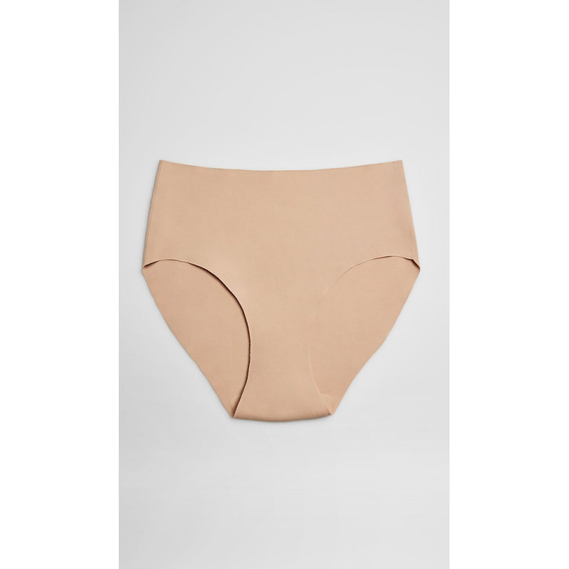 Ysabel Mora seamless panties