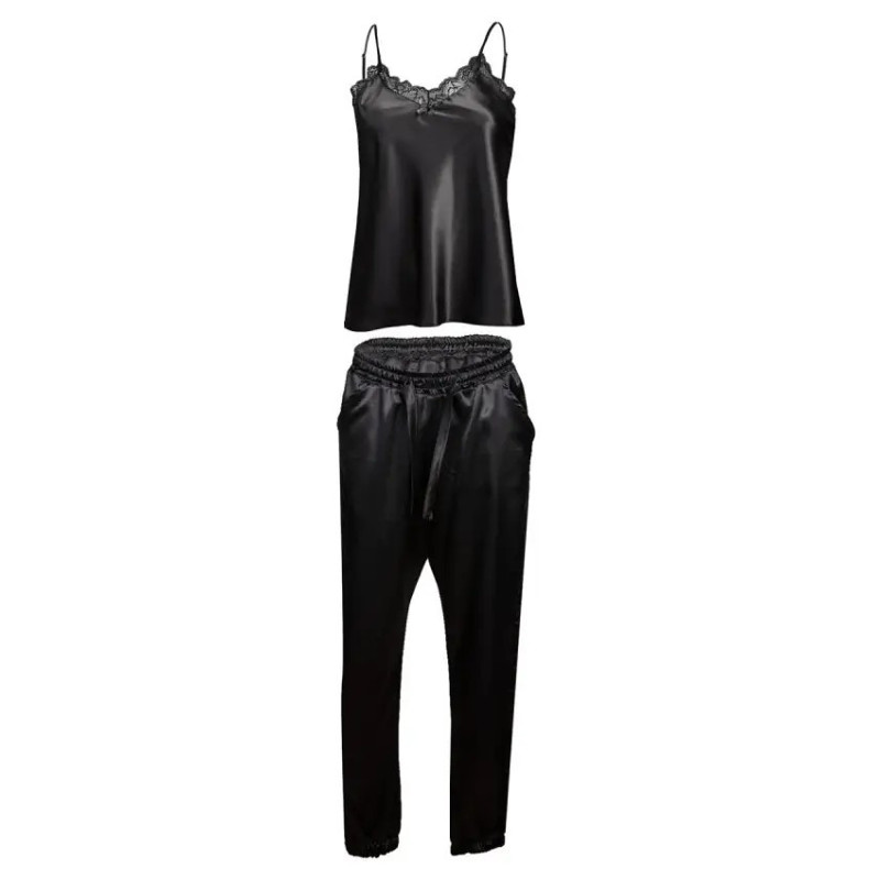 DKaren pajamas made of satin