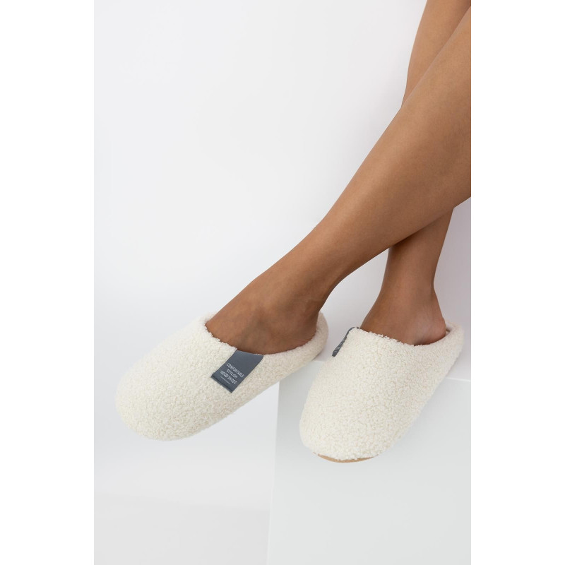 Sensis slippers for women
