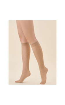 Gabriella socks to the knees