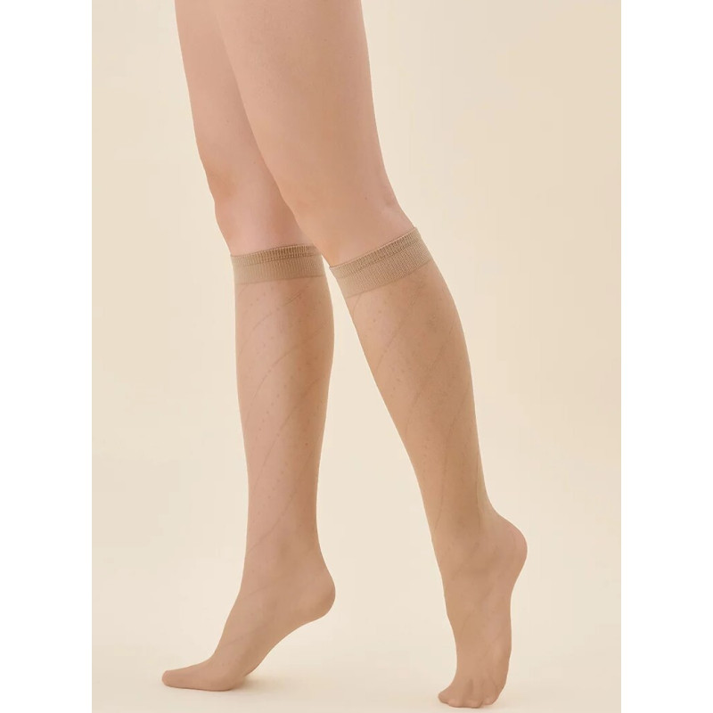 Gabriella socks to the knees