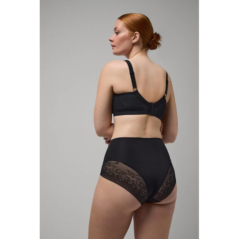 Ysabel Mora slimming panties