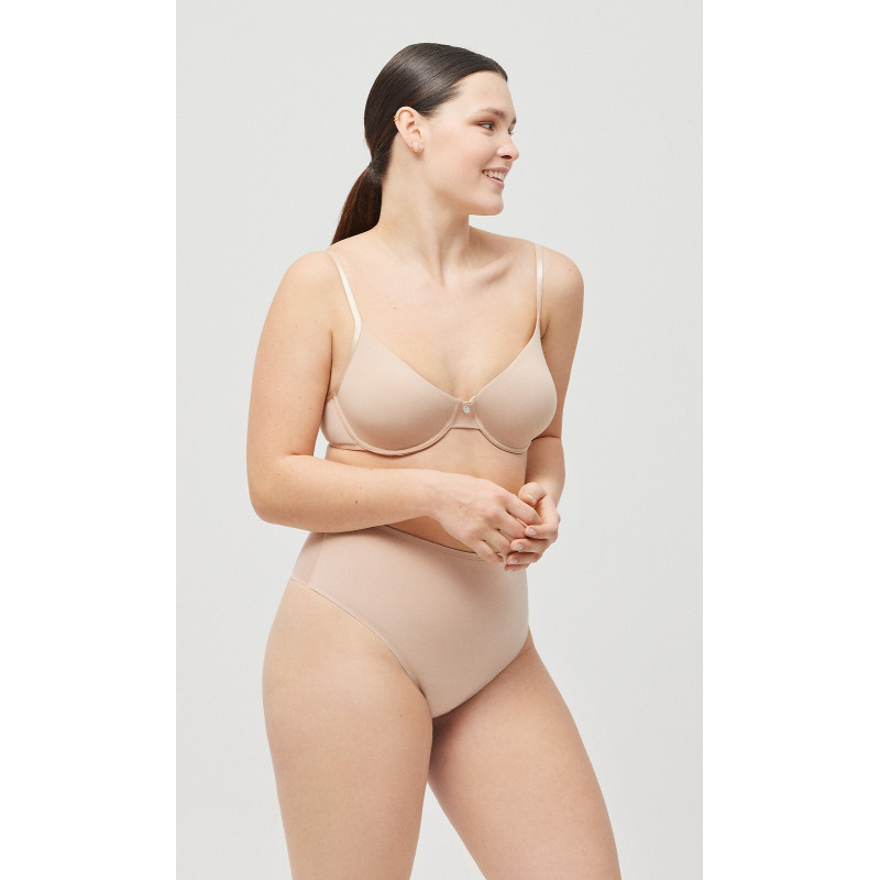 Ysabel Mora slimming panties