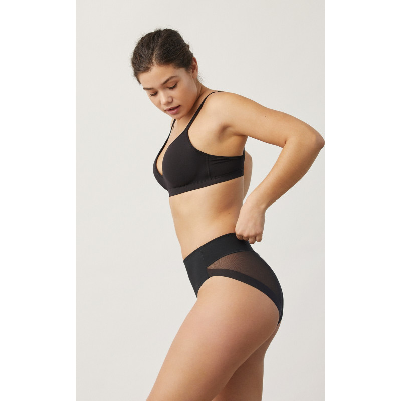 Ysabel Mora slimming panties