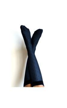 Veneziana socks to the knees