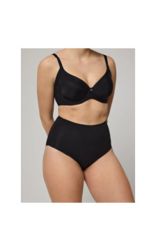 Ysabel Mora slimming panties