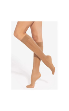 Gatta socks to the knees