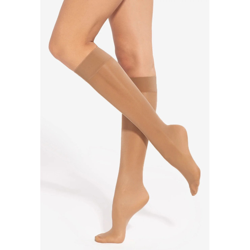 Gatta socks to the knees