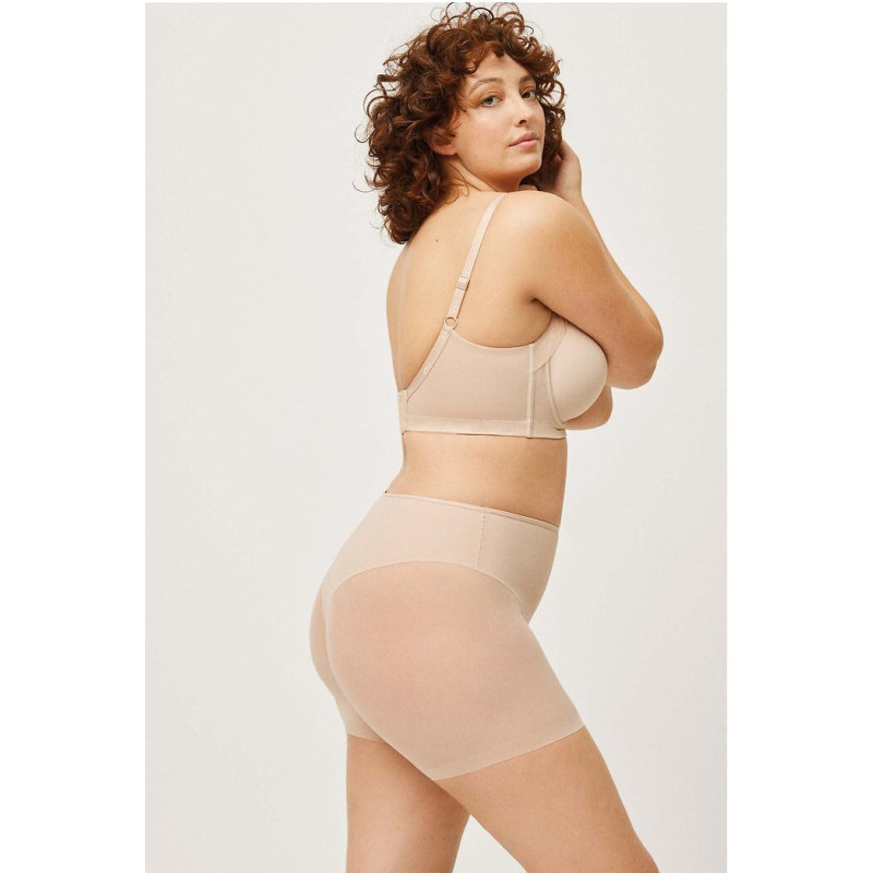 Ysabel Mora slimming panties