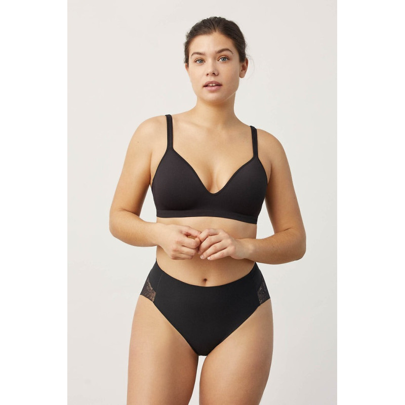 Ysabel Mora slimming panties