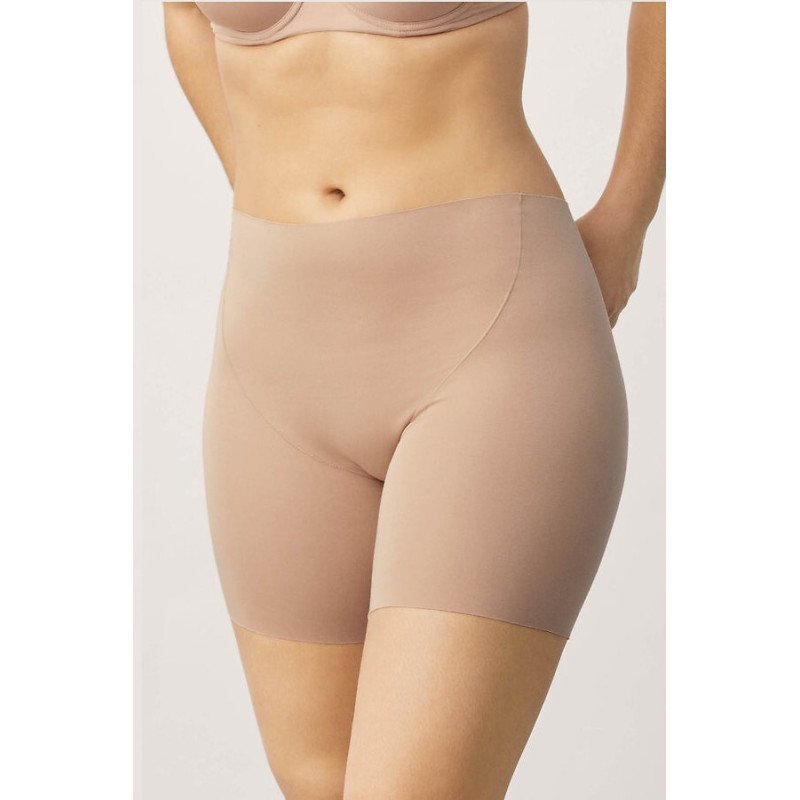 Ysabel Mora long panties