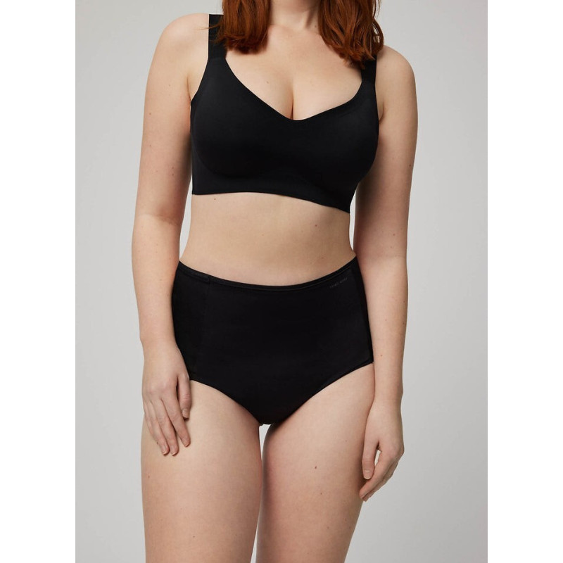 Ysabel Mora slimming panties