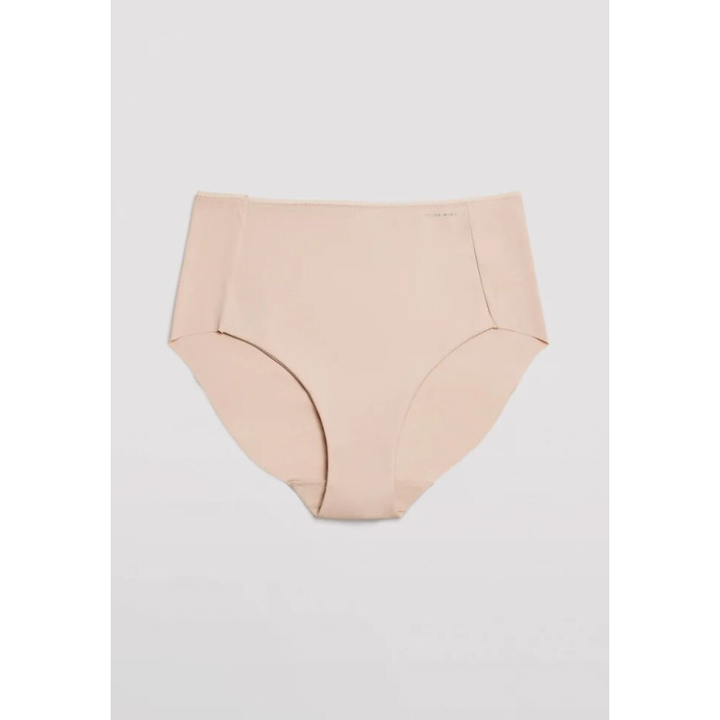 Ysabel Mora slimming panties